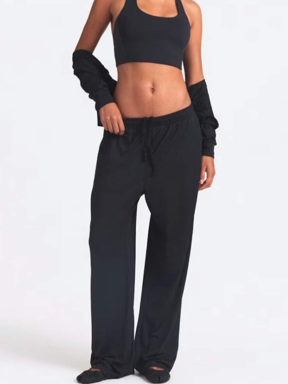 NWT NikeSKIMS Airy Wide Leg Pant in Obsidian (G13) XS
